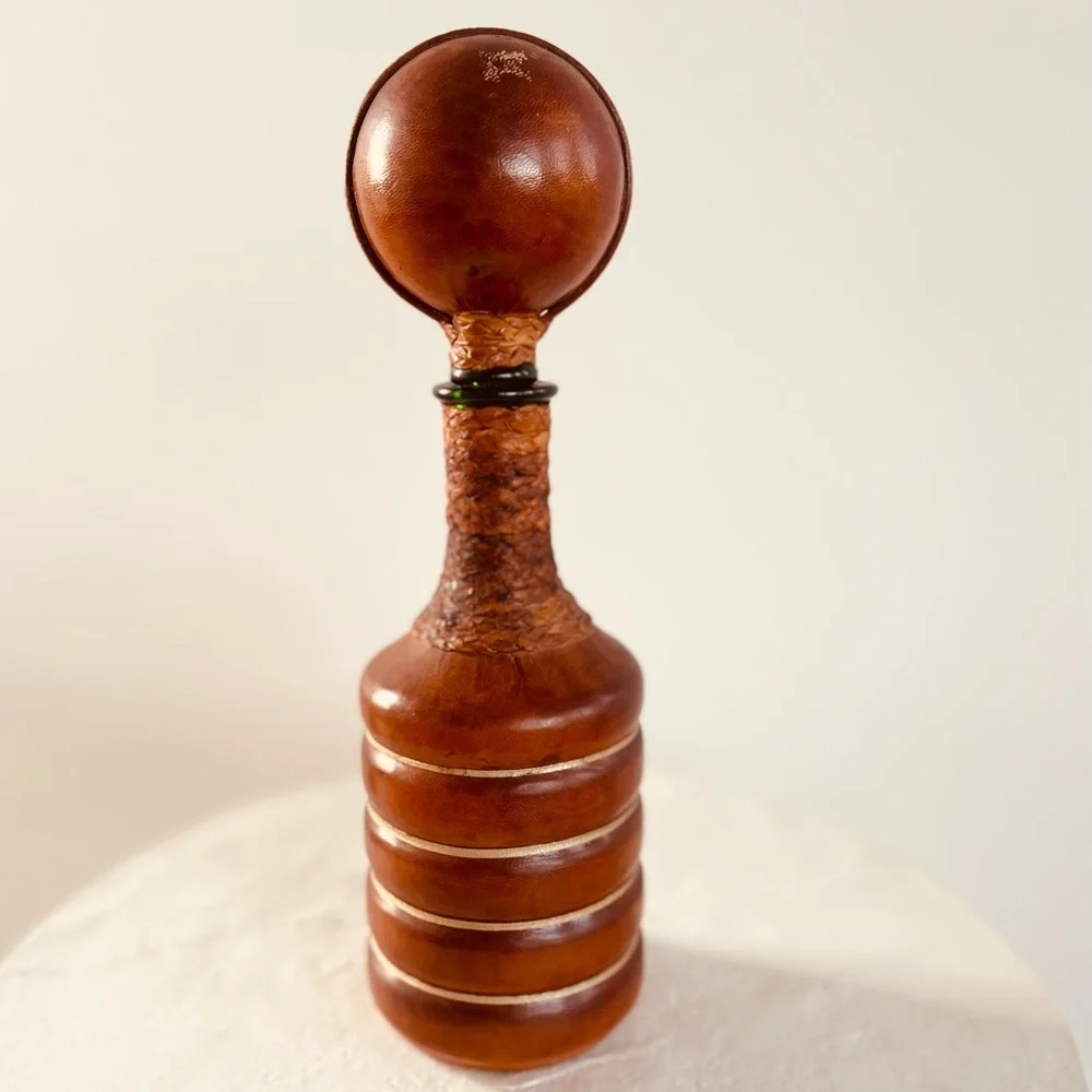HAND CRAFTER MCM LEATHER WRAPPED ITALIAN WHISKEY-WINE DECANTER‎ HERITAGE GRAMPA